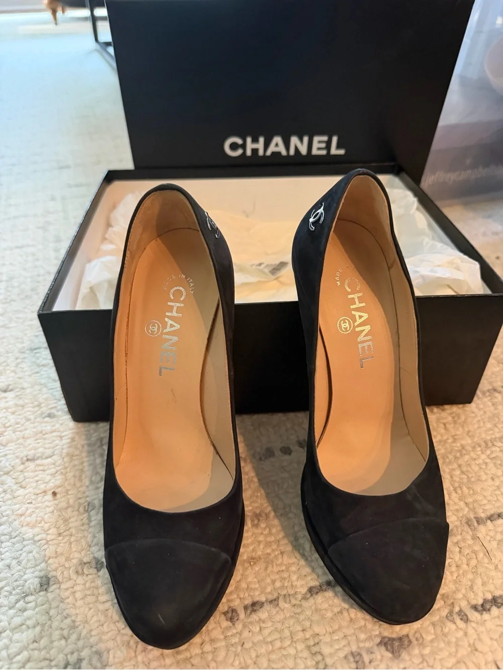 CHANEL Black Suede Classic Pump with Signature CC worn 1x Box included! EUC! - Picture 1 of 13